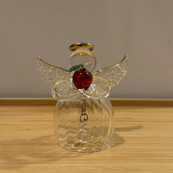 Crystal Angel with Apple Figurine - Picture 1 of 6